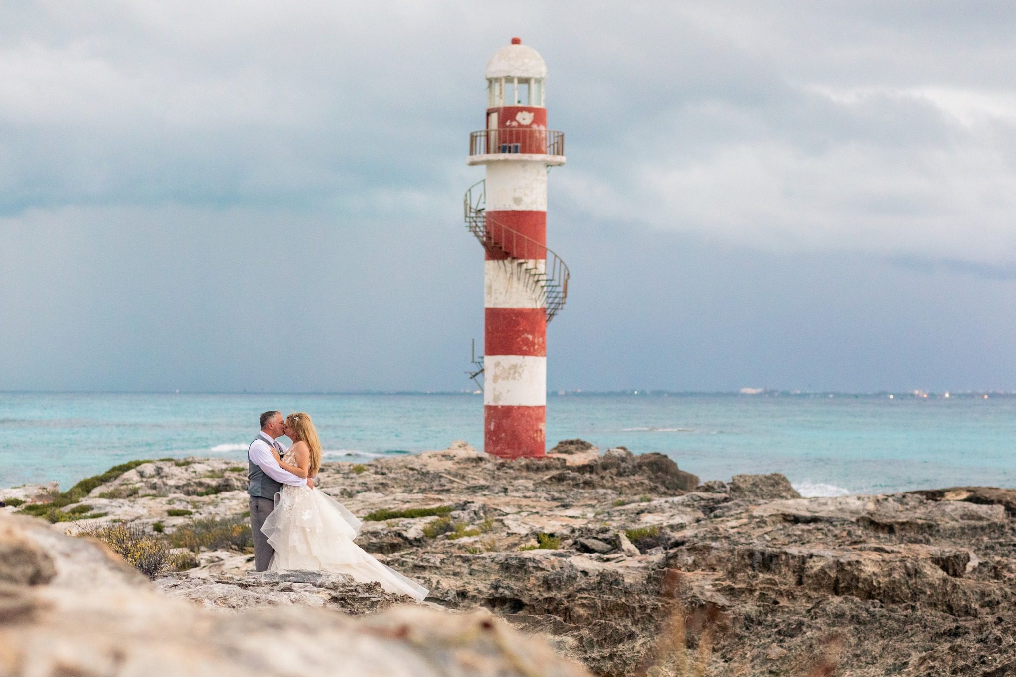 pictures to help decide between a cabo vs cancun wedding